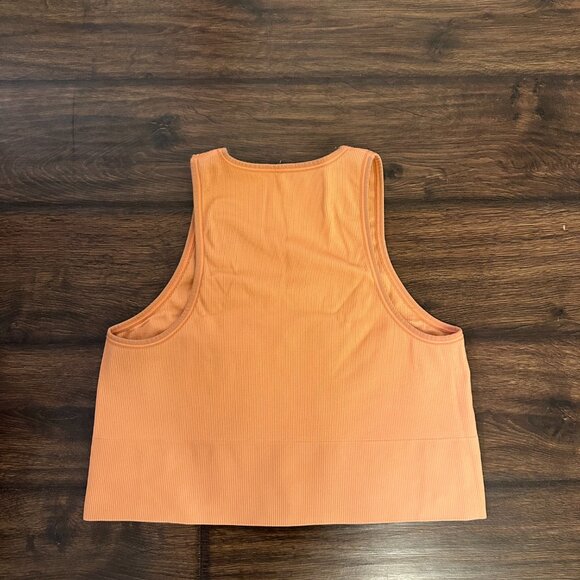 Athleta Light Orange Auroa Seamless Cropped Ribbed Tank Top - Picture 2 of 5